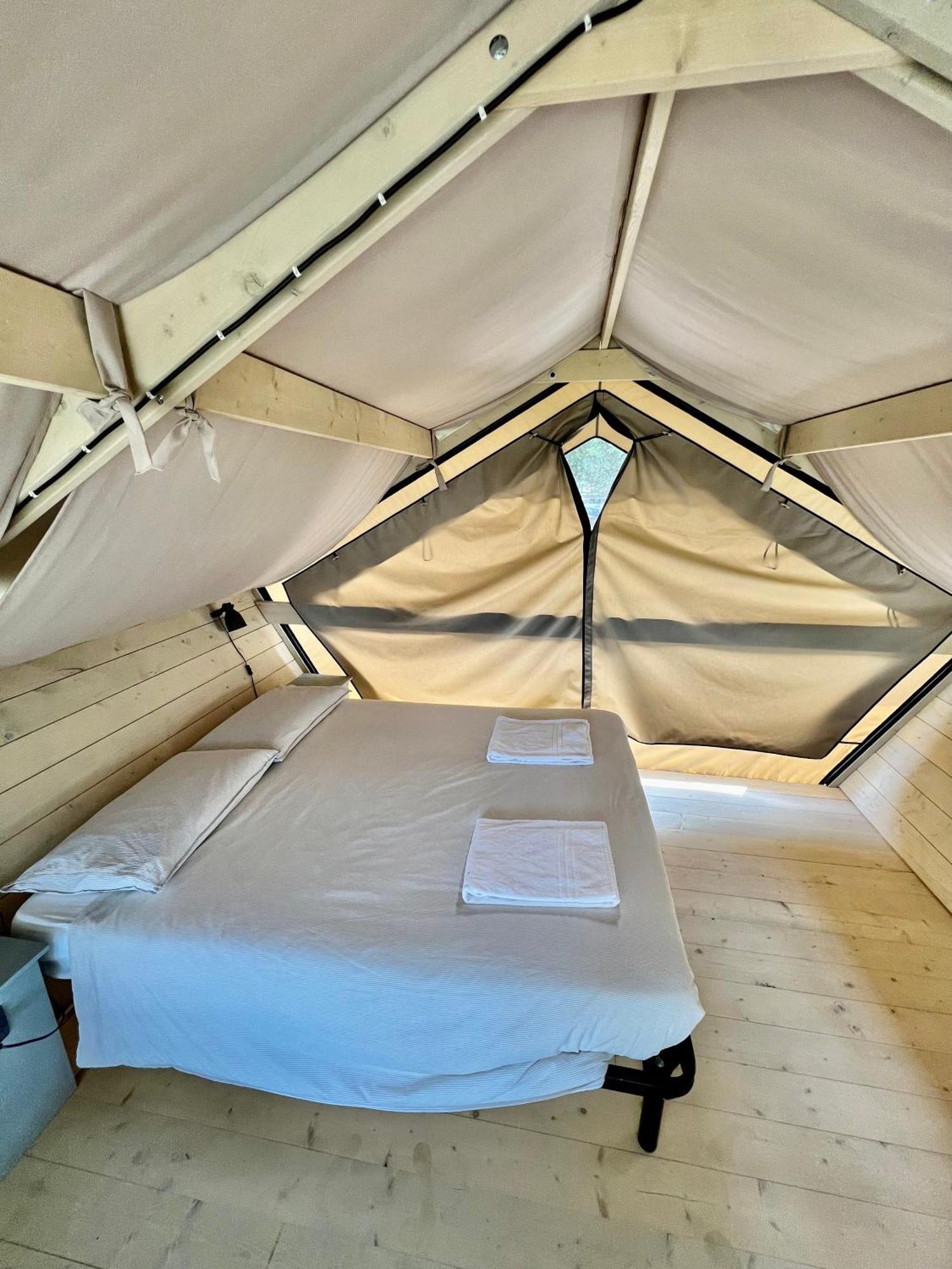 Glamping Camping Rivabella Lecco Exterior photo