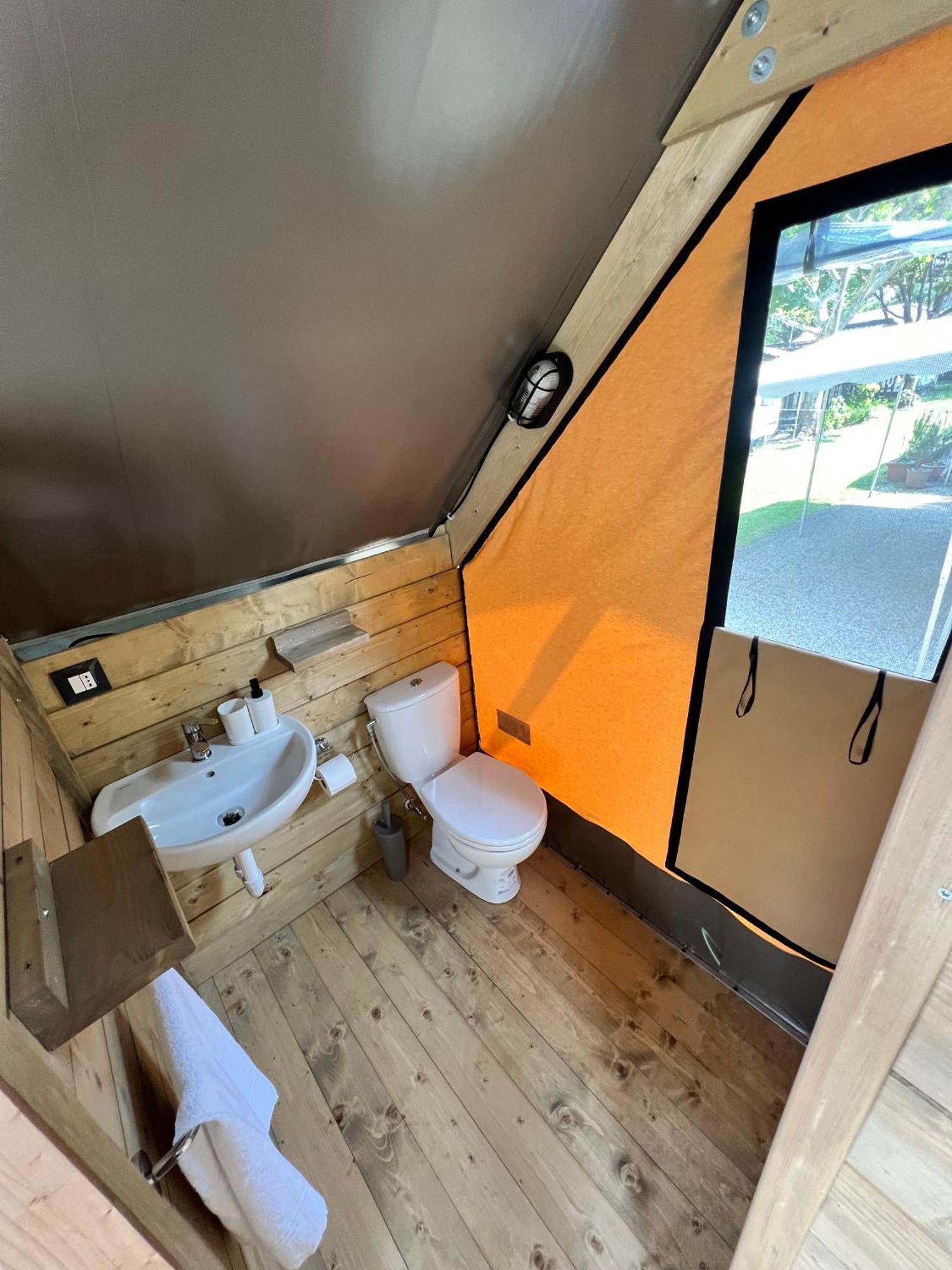 Glamping Camping Rivabella Lecco Exterior photo