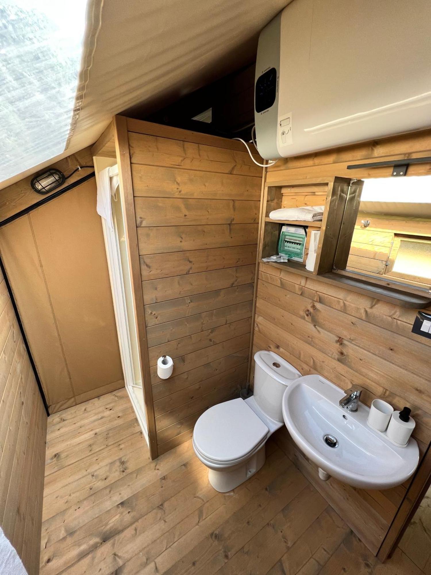 Glamping Camping Rivabella Lecco Exterior photo
