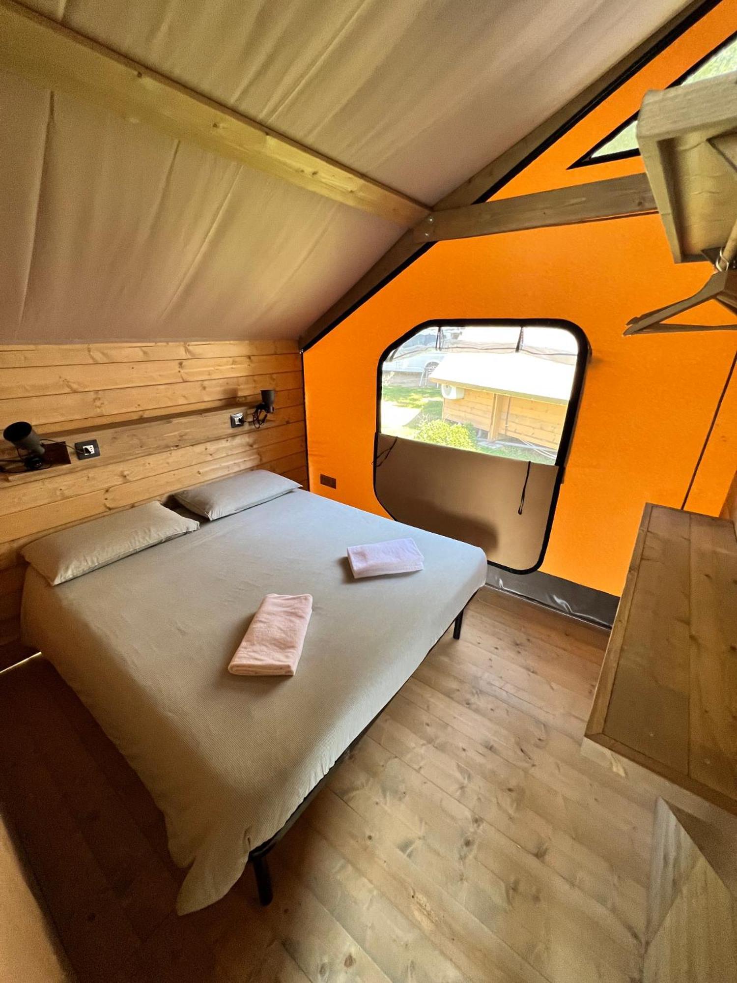Glamping Camping Rivabella Lecco Exterior photo
